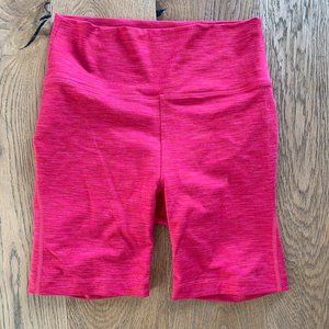 Outdoor Voices FreeForm shorts in Prickly Pear, Size S.